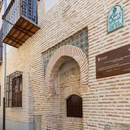 Apartamentos En Pleno Centro, Aljibe Rodrigo Del Campo 2C Granada Luaran gambar