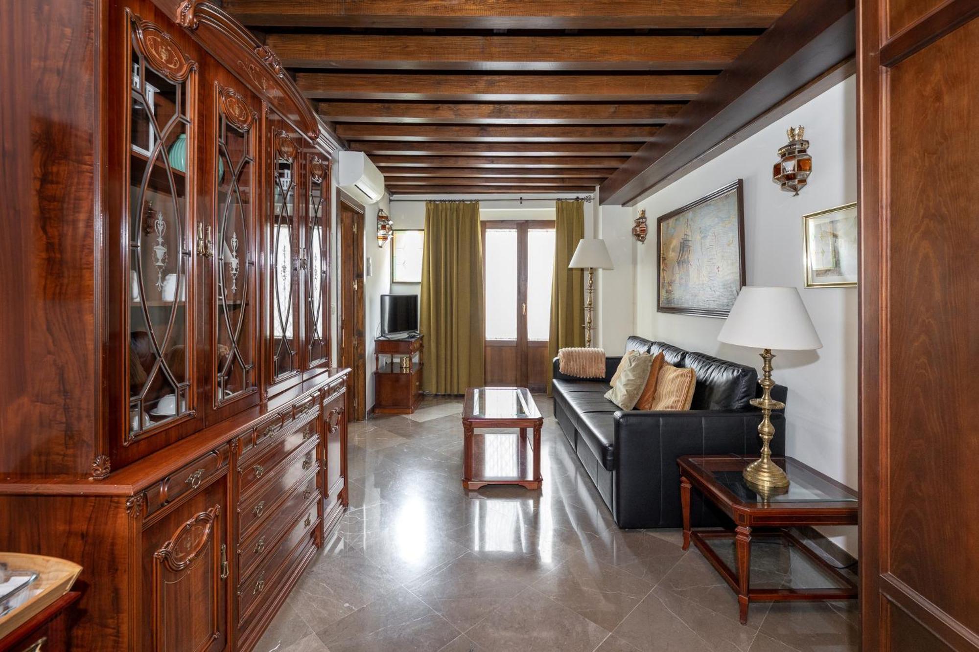 Apartamentos En Pleno Centro, Aljibe Rodrigo Del Campo 2C Granada Luaran gambar